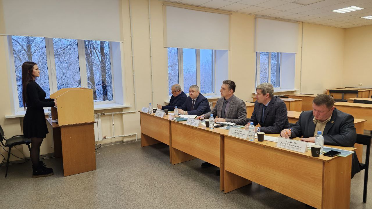 Поздравляем выпускников бакалавриата с успешным началом защиты выпускных квалификационных работ